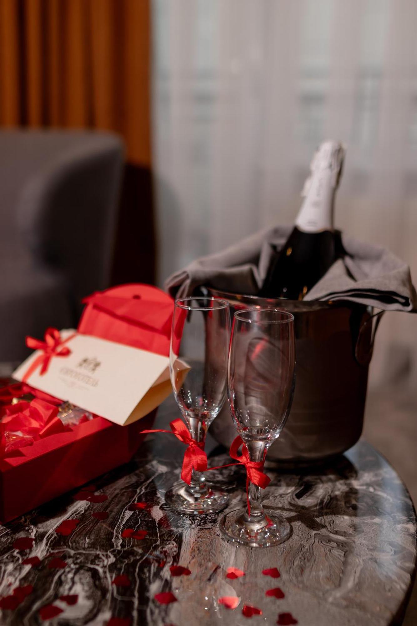 Eurohotel Lviv Eksteriør bilde